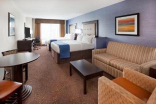holiday inn express and suites davenport by ihg