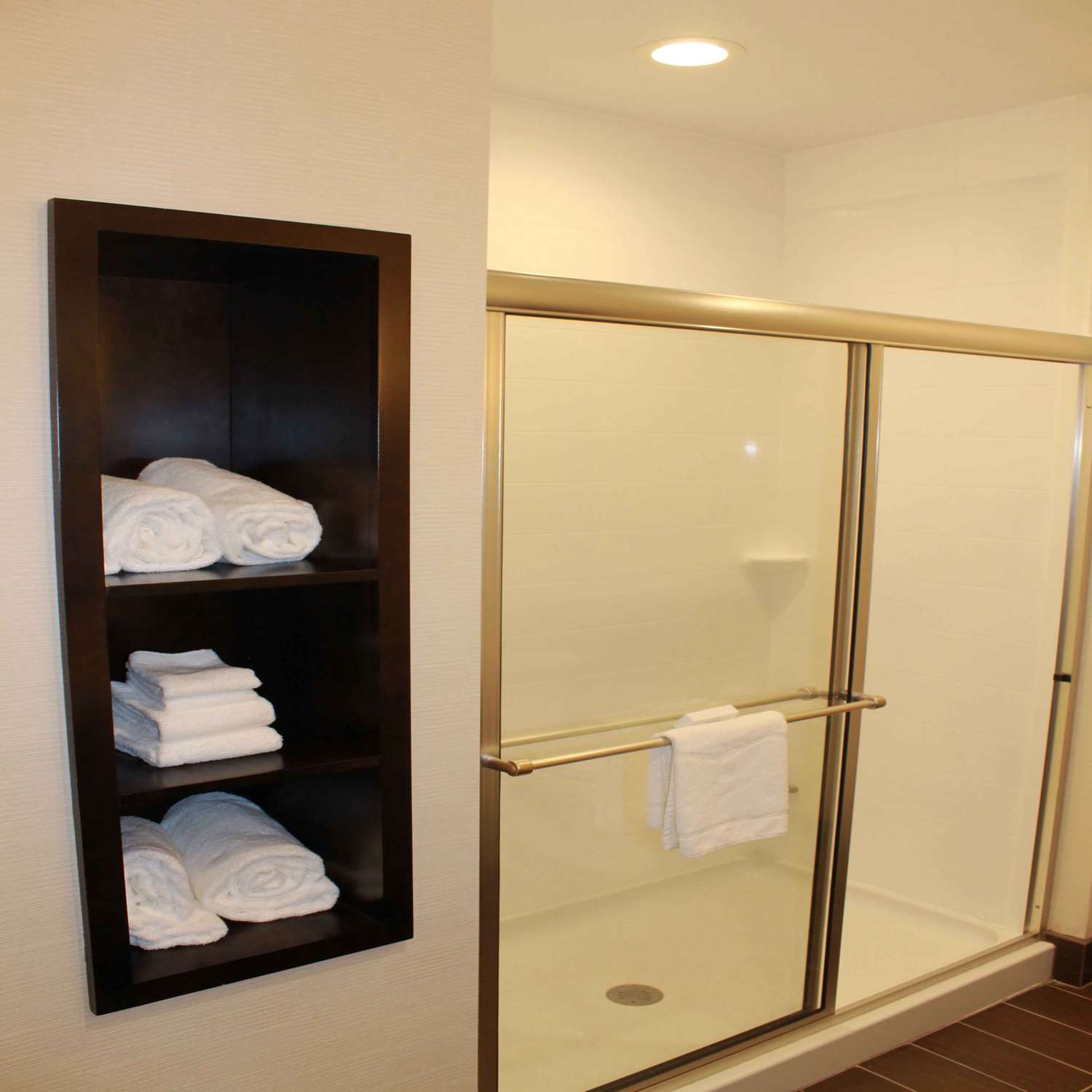 hampton inn and suites stroudsburg pocono mountains