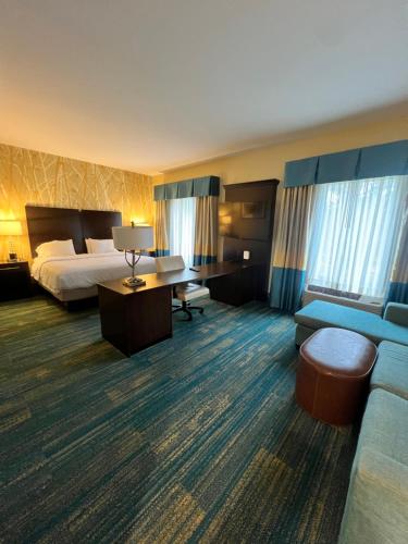 hampton inn and suites stroudsburg pocono mountains