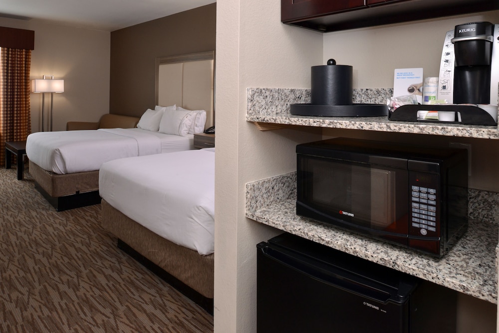 holiday inn express and suites williams by ihg