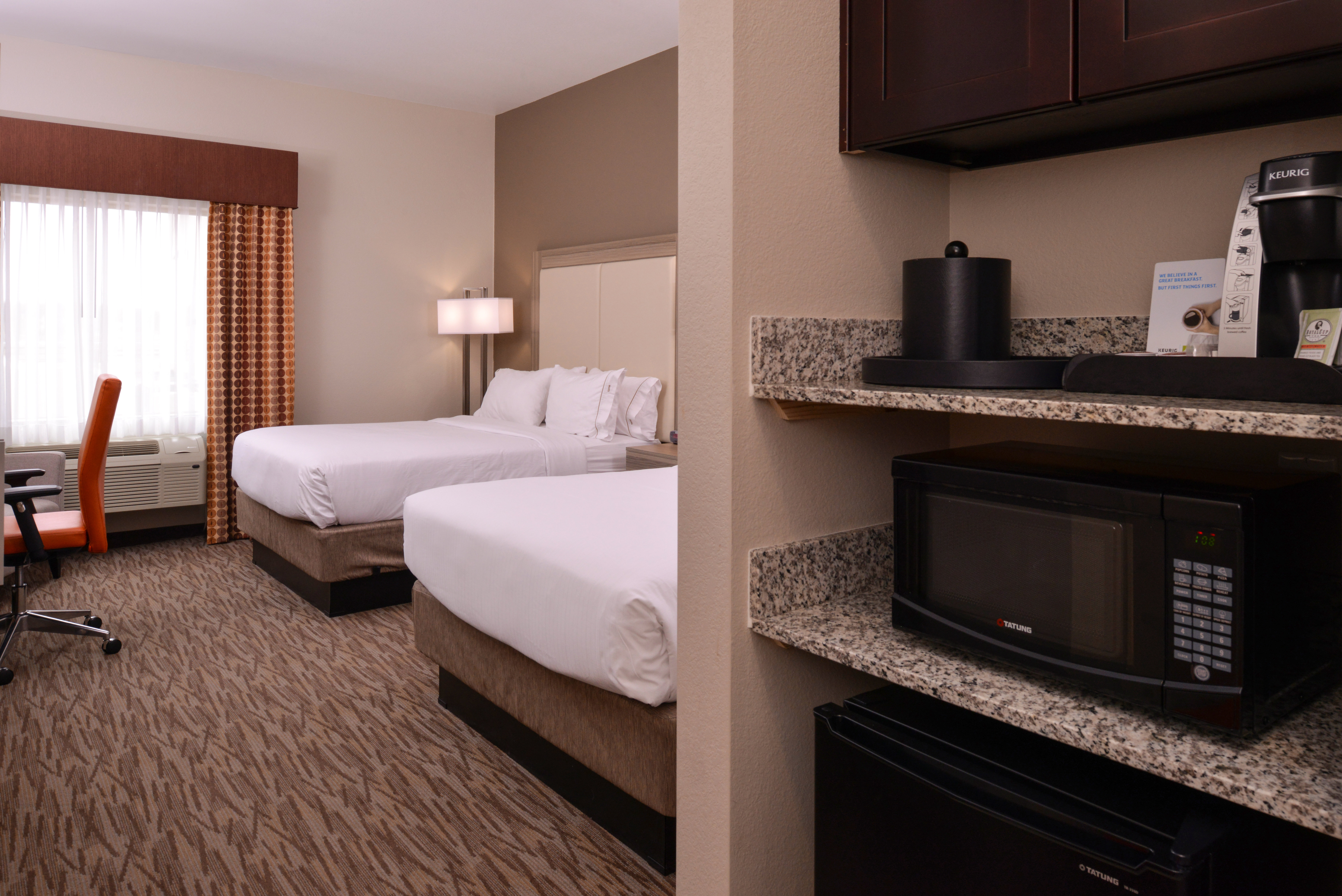 holiday inn express and suites williams by ihg