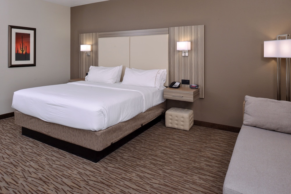 holiday inn express and suites williams by ihg