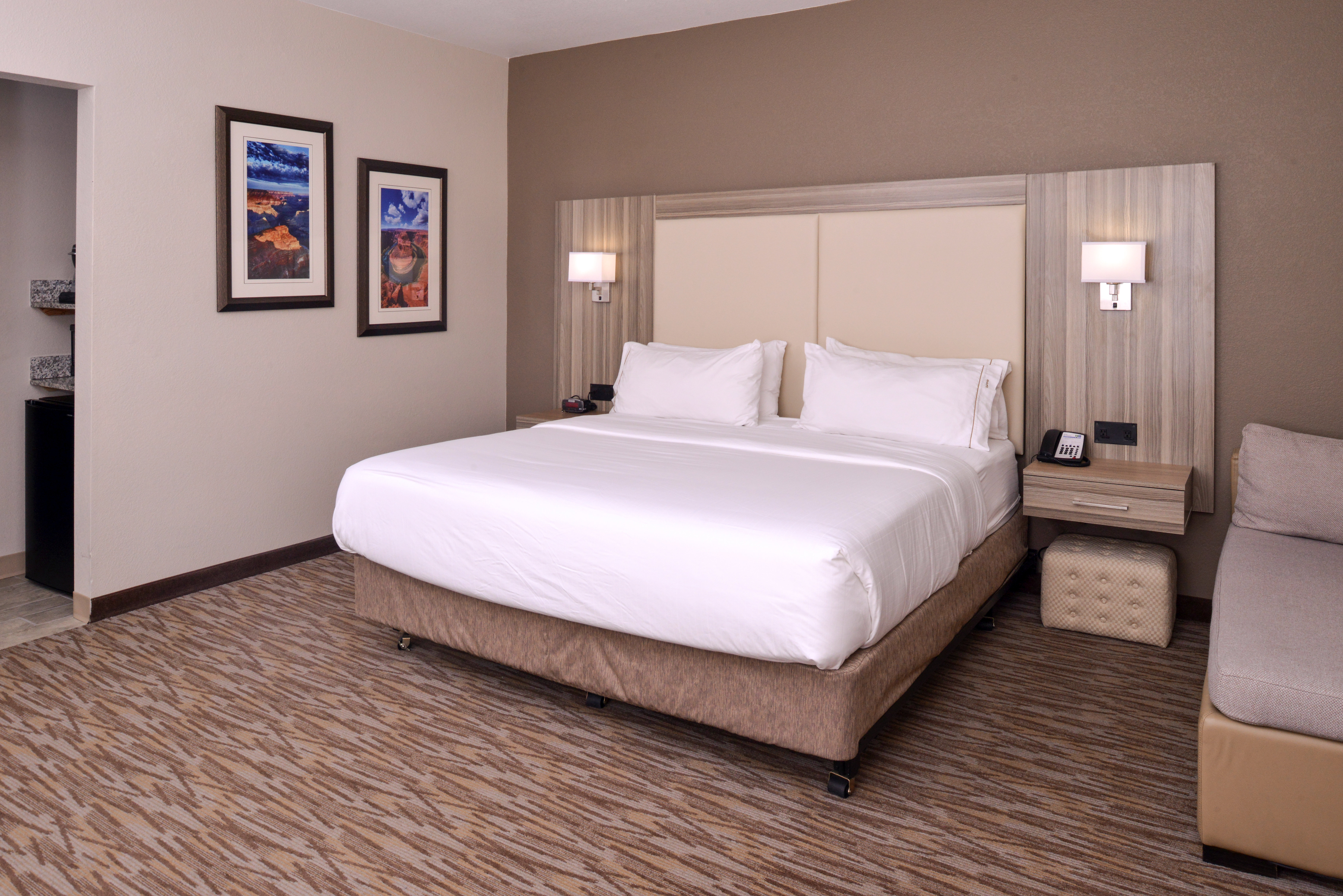 holiday inn express and suites williams by ihg