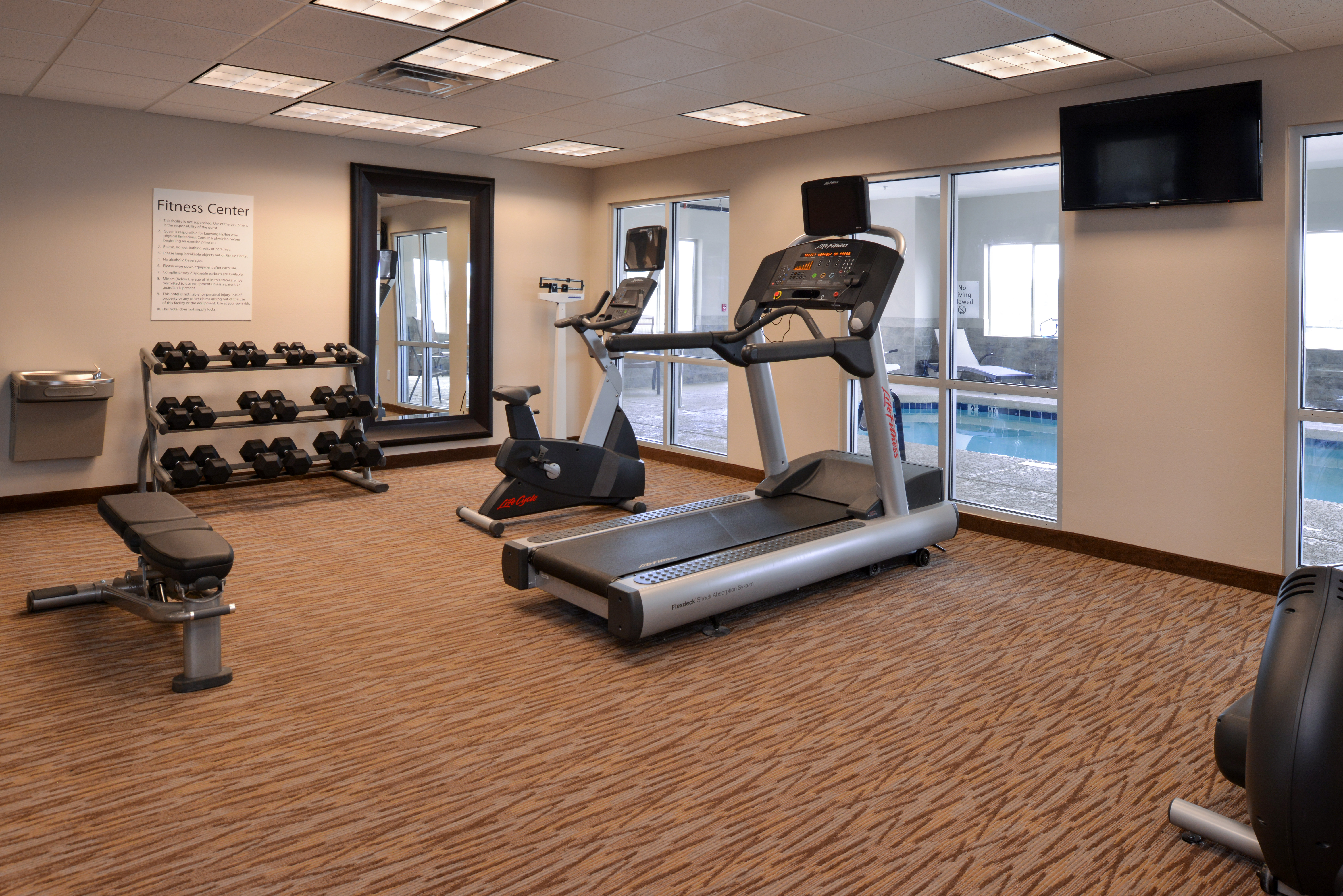 holiday inn express and suites williams by ihg