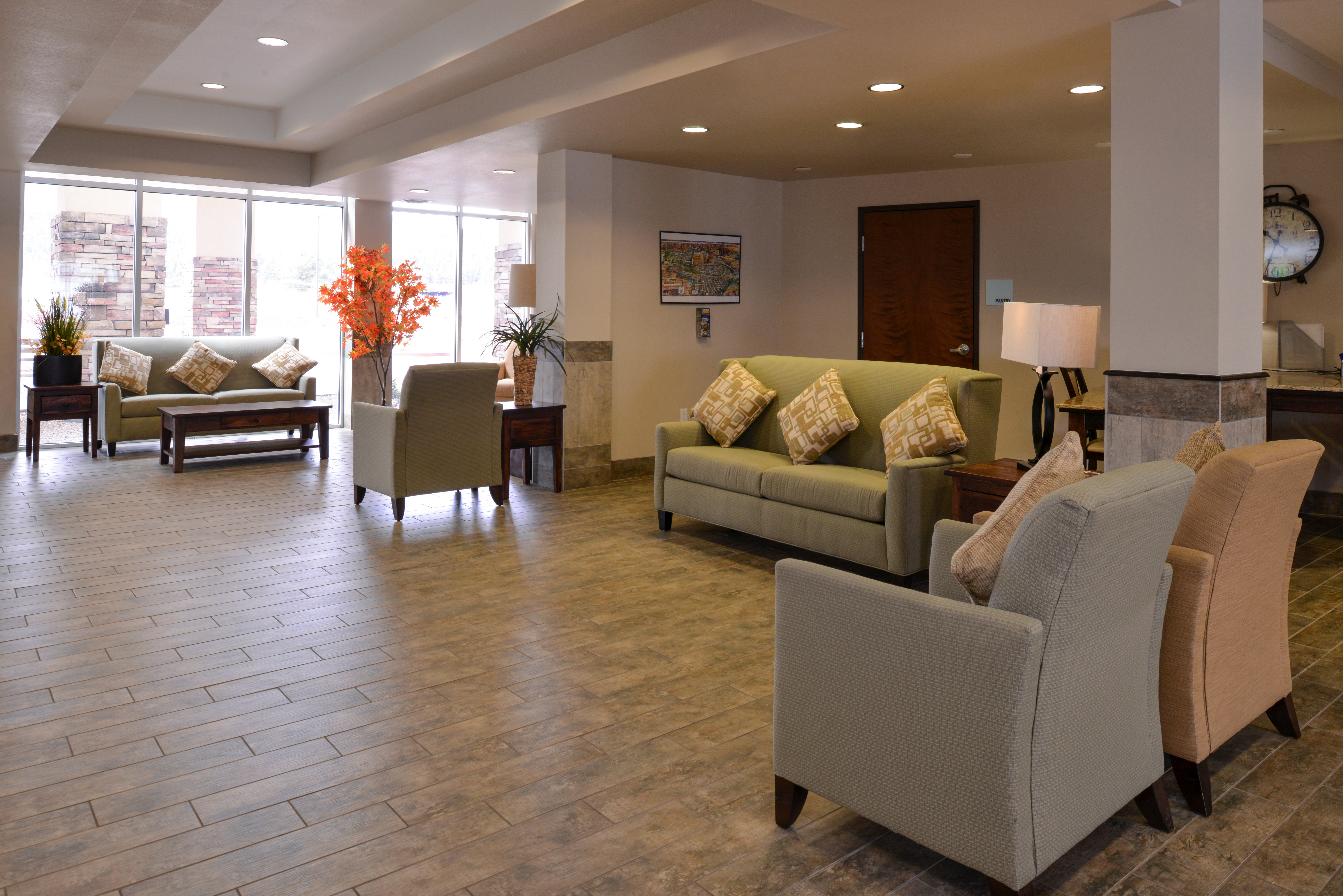 holiday inn express and suites williams by ihg