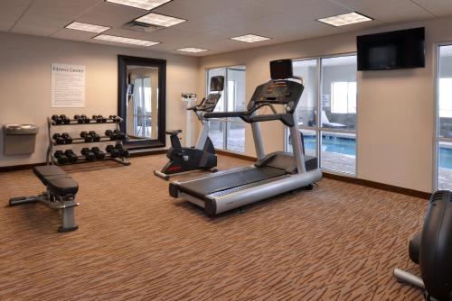 holiday inn express and suites williams by ihg