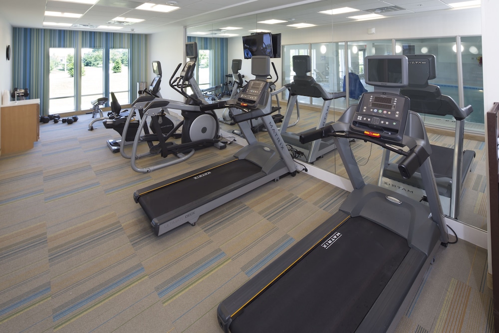 holiday inn express and suites port huron by ihg