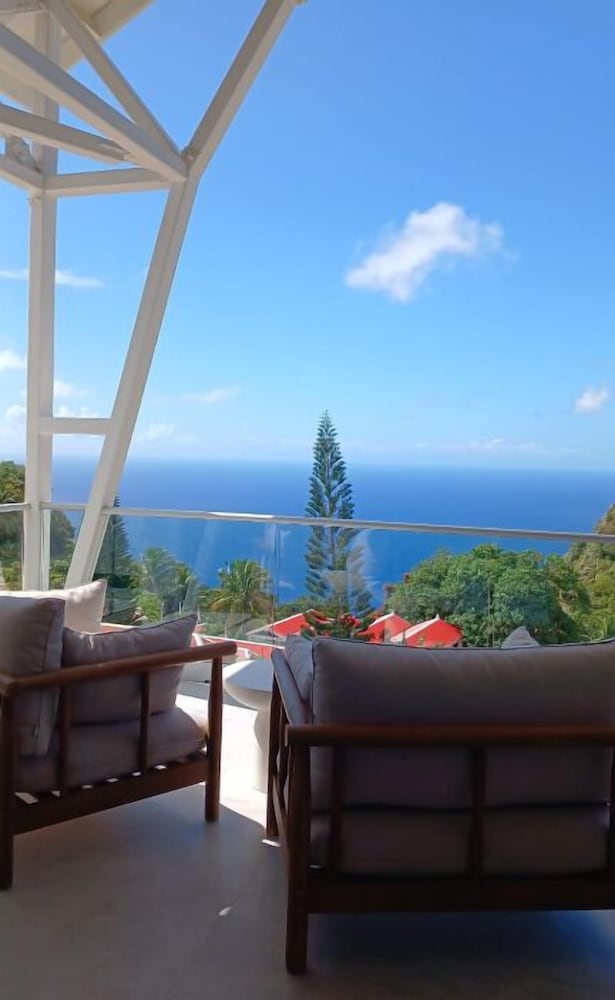 the scenery hotel saba