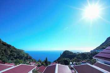 the scenery hotel saba