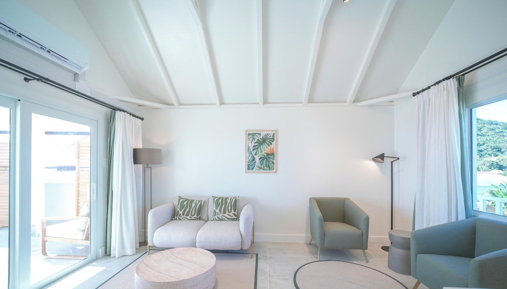 the scenery hotel saba