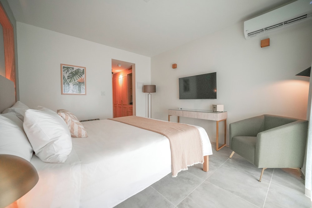 the scenery hotel saba