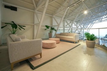 the scenery hotel saba