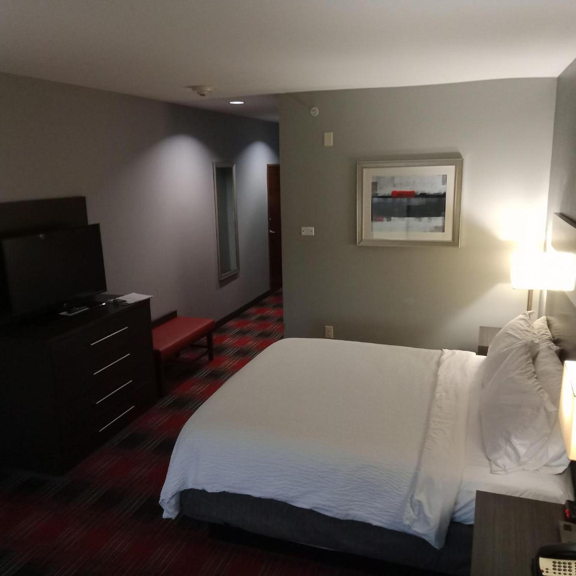 holiday inn express and suites bonham by ihg