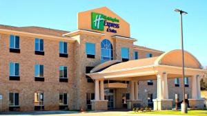 holiday inn express and suites bonham by ihg