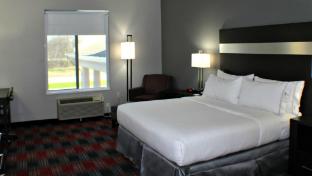 holiday inn express and suites bonham by ihg