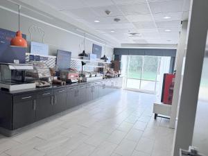 holiday inn express and suites bonham by ihg