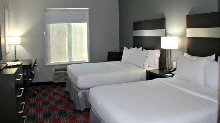 holiday inn express and suites bonham by ihg