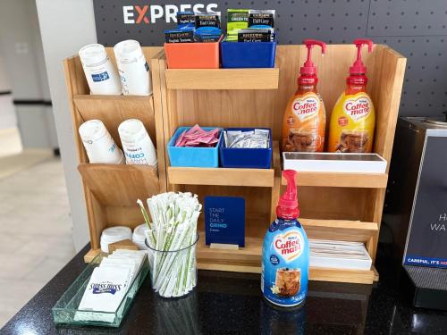 holiday inn express and suites bonham by ihg