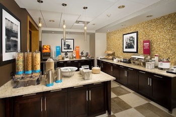 hampton inn and suites baltimore north timonium