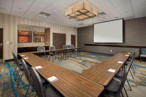 hampton inn and suites baltimore north timonium