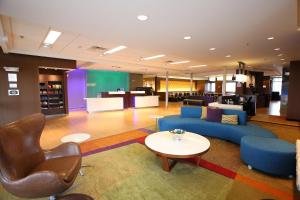 fairfield inn and suites east grand forks