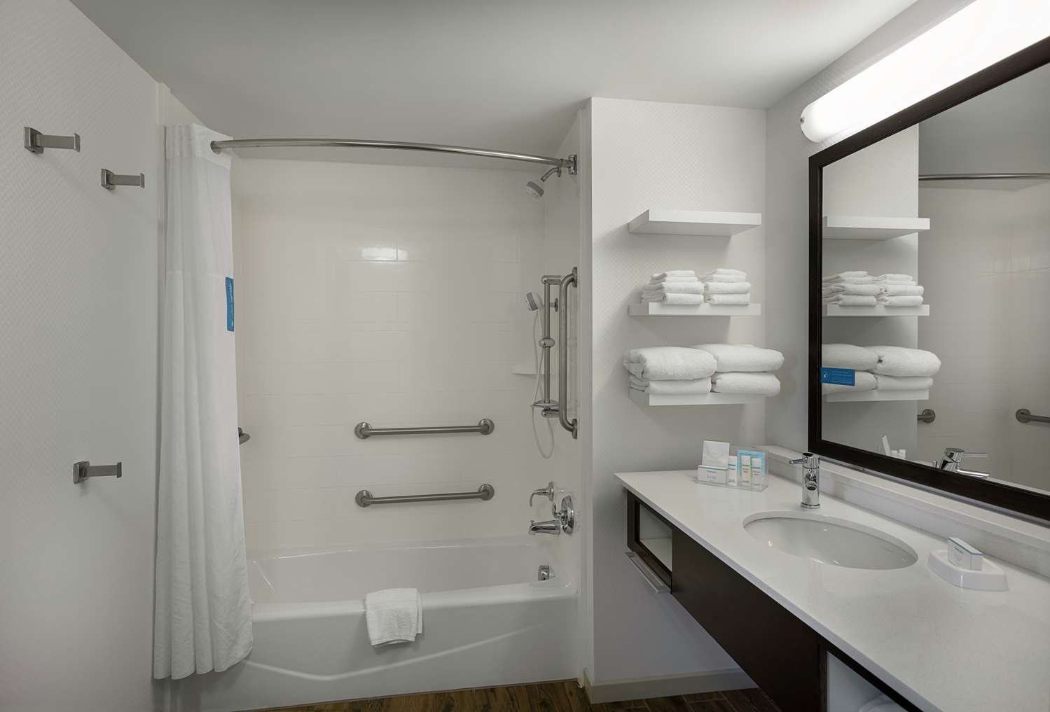 hampton inn and suites fort mill