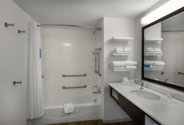 hampton inn and suites fort mill