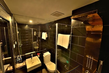little amaroossa residence jakarta