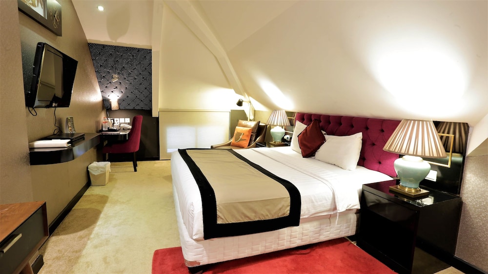 little amaroossa residence jakarta