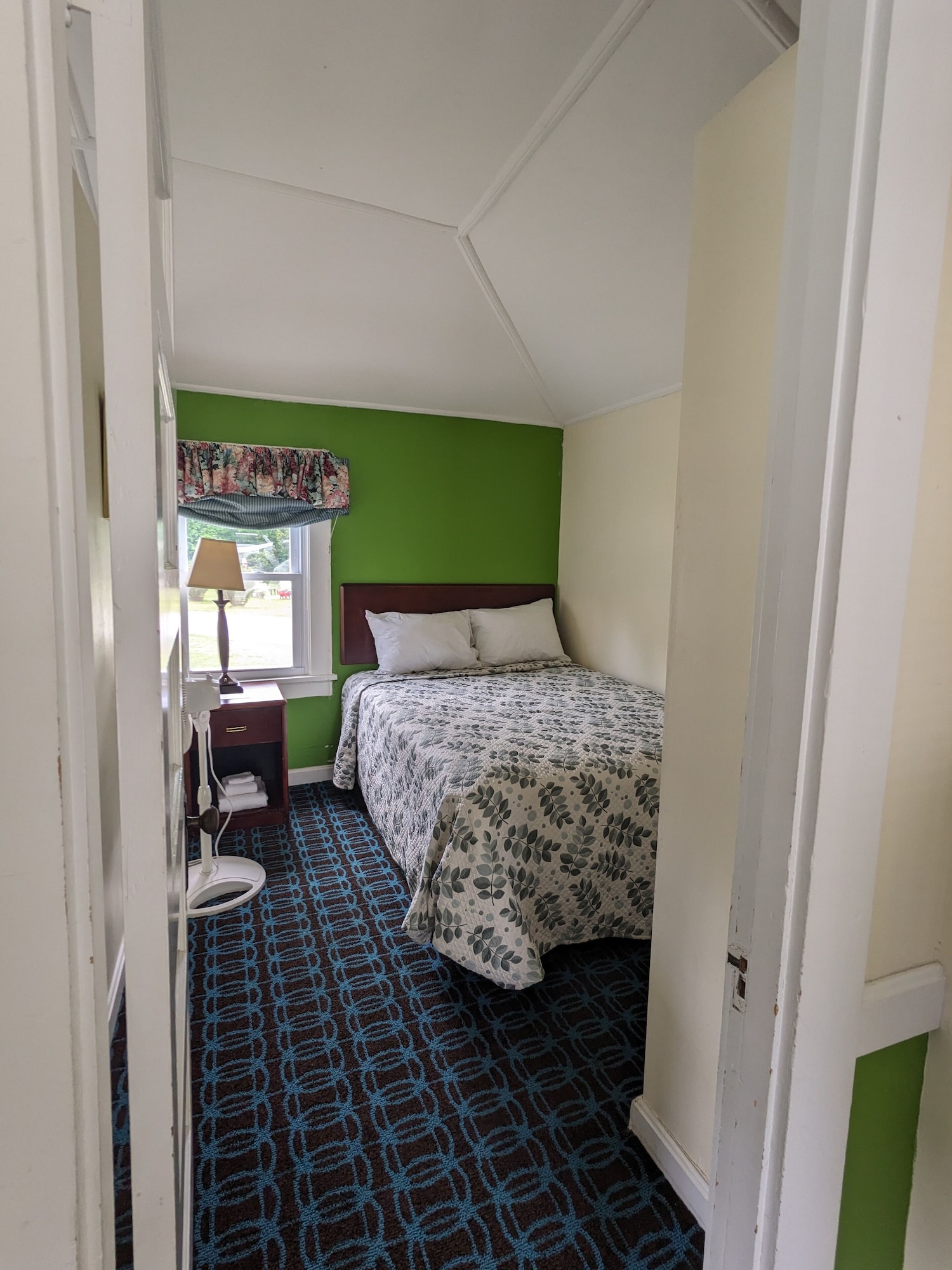 perrys motel and cottages