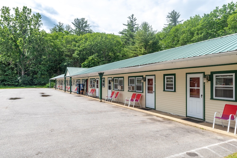 perrys motel and cottages