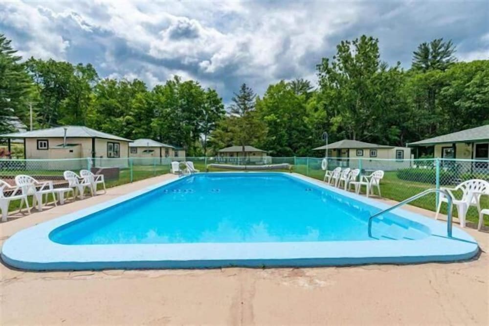 perrys motel and cottages