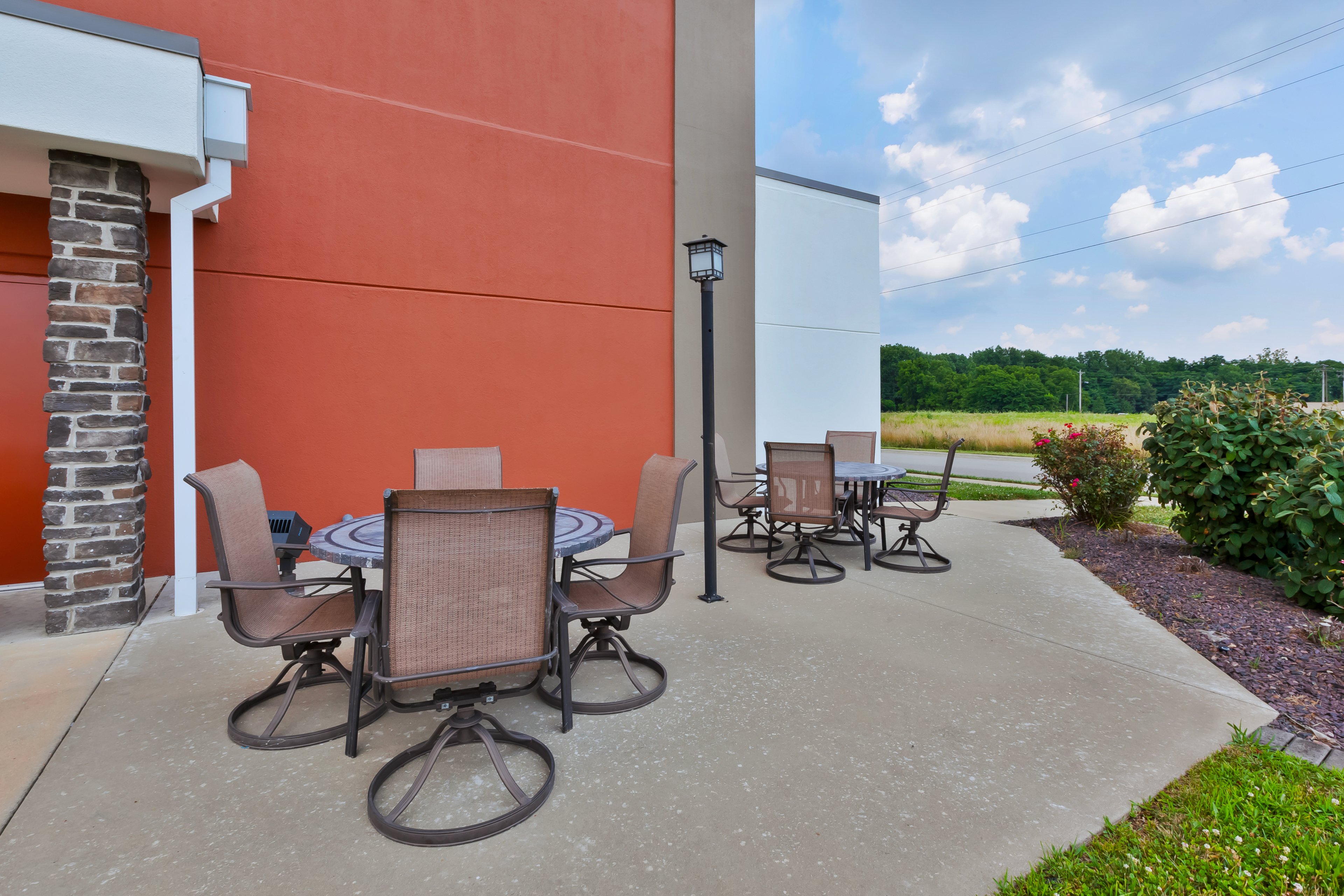 holiday inn express and suites effingham by ihg