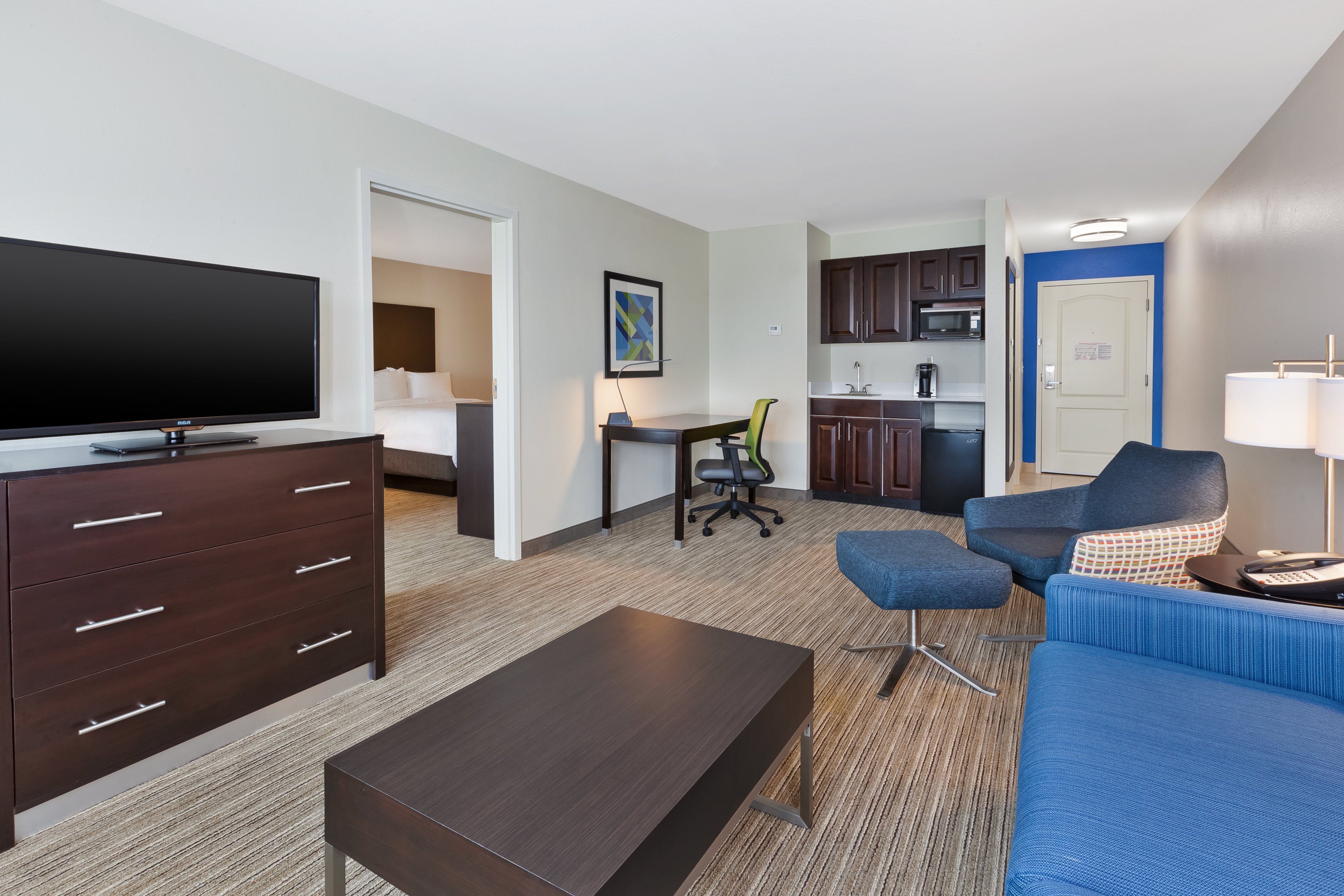 holiday inn express and suites effingham by ihg