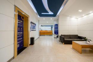 7 days inn changsha wuyi avenue yingbin road metro station