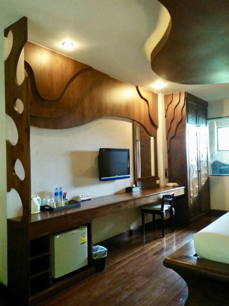 bura resort chiang rai