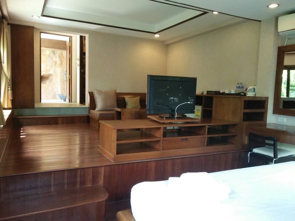 bura resort chiang rai