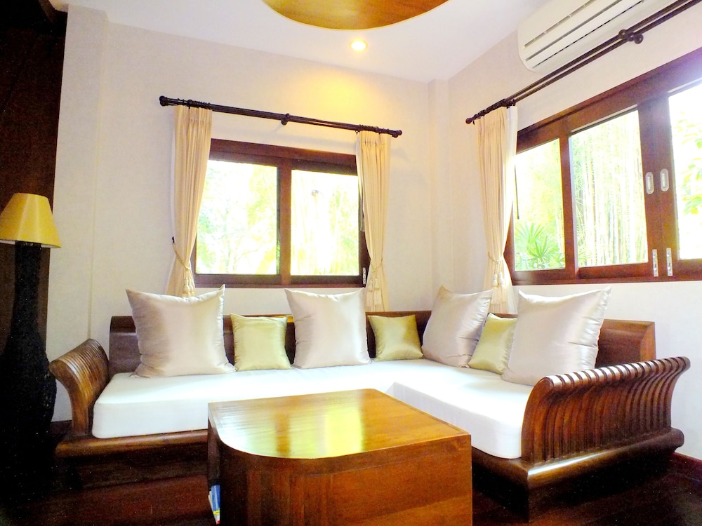 bura resort chiang rai