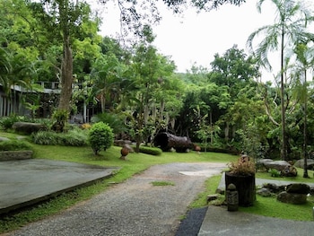 bura resort chiang rai