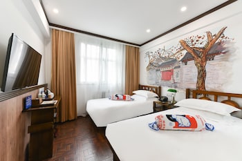 nostalgia hotel beijing yonghe lama temple