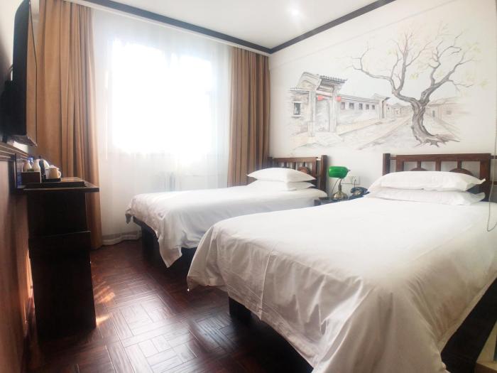 nostalgia hotel beijing yonghe lama temple