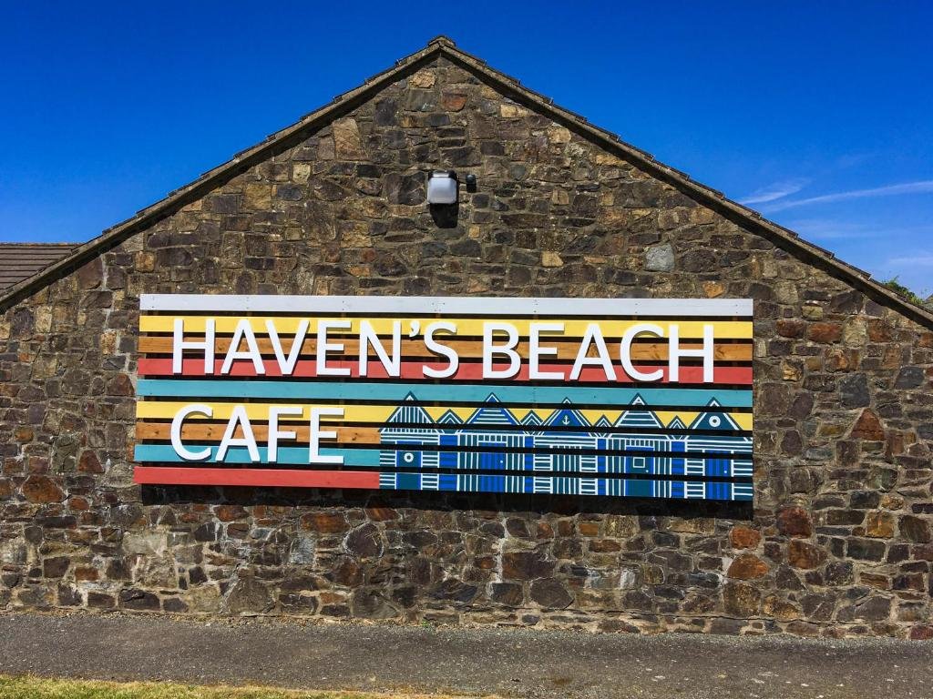 Yha Broad Haven - Hostel,Haverfordwest>>Broad Haven,4 star