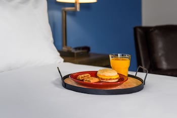 my place hotel ft pierre sd