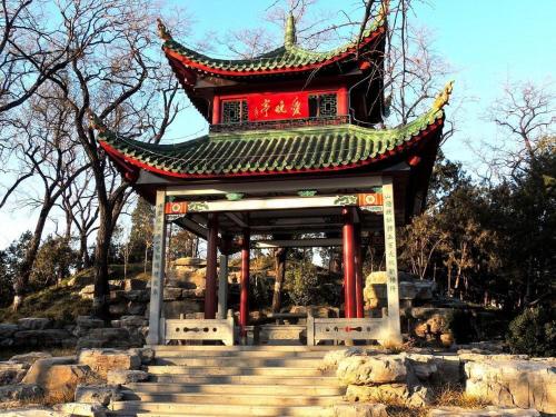 7 days inn changsha yinpenling liulonggou metro station