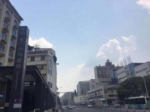 7 days inn changsha yinpenling liulonggou metro station