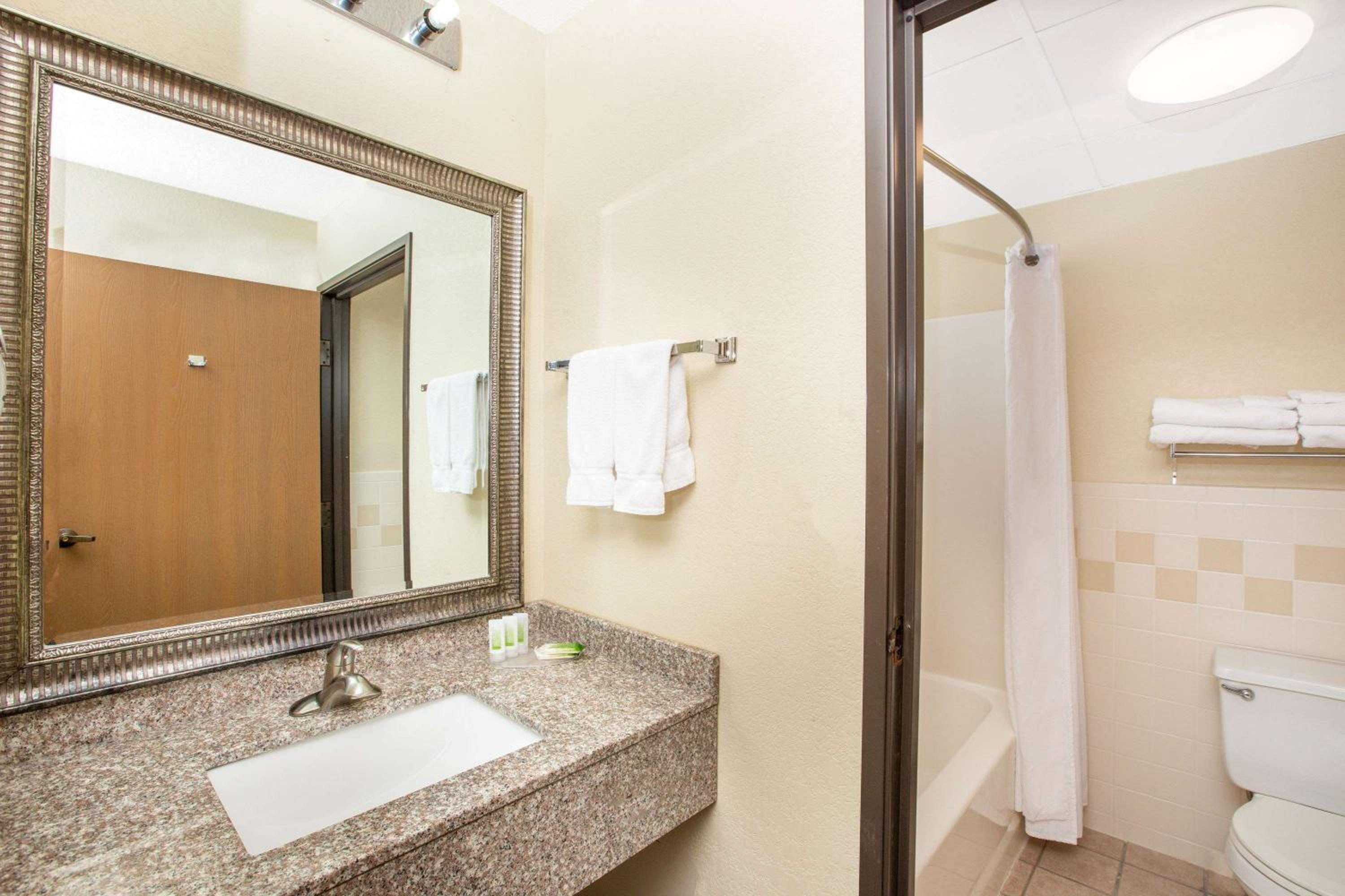 staybridge suites cheyenne by ihg