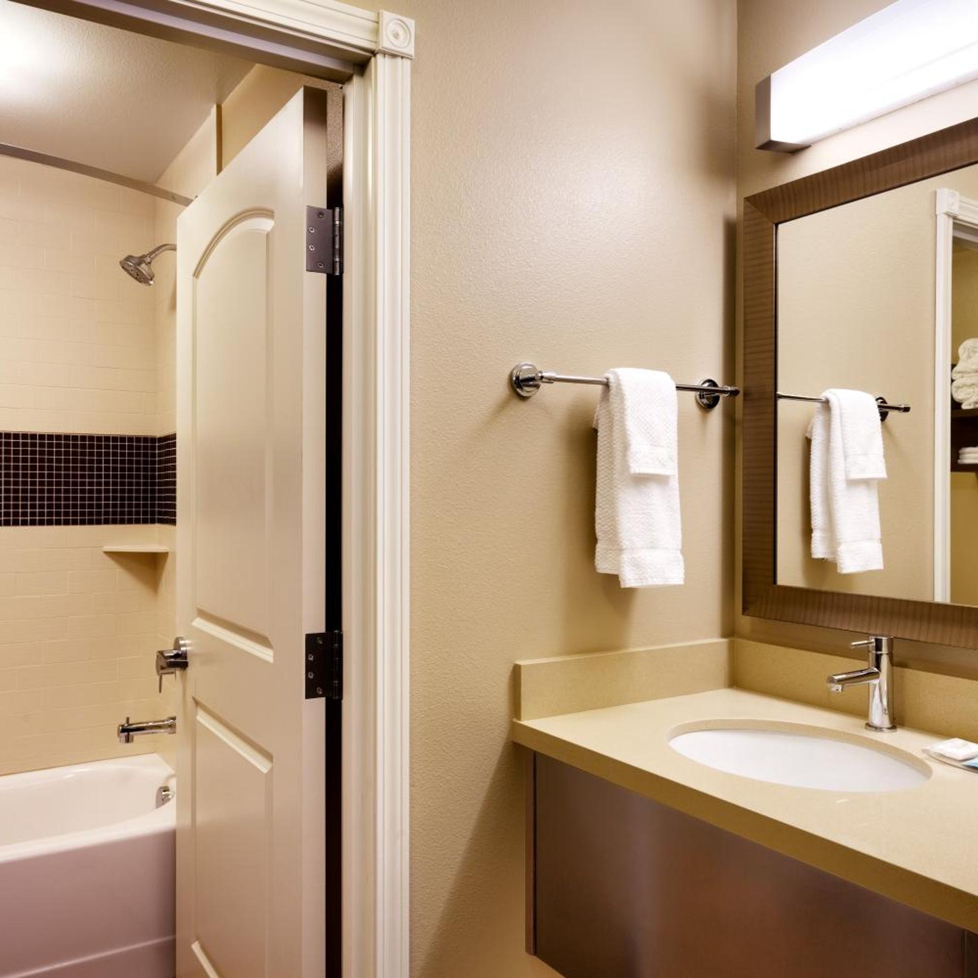 staybridge suites cheyenne by ihg