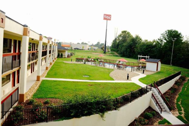 red roof inn and suites commerce athens
