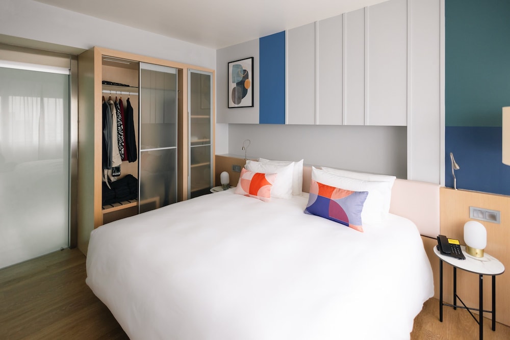 voco madrid retiro by ihg