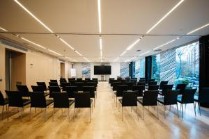 voco madrid retiro by ihg
